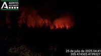 El Infoca trabaja para controlar un incendio forestal ya estabilizado en el paraje Puerto Bajo en Andújar (Jaén)