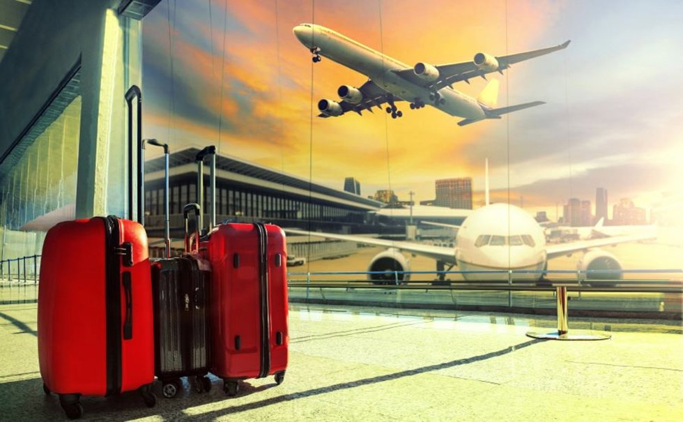 Viaje, maleta, aeropuerto.