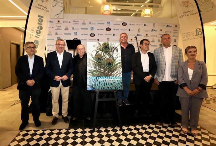 Francis Montesinos y Miquel Nadal presentan el cartel y pregón del Castell de l'Olla de Altea de 2025