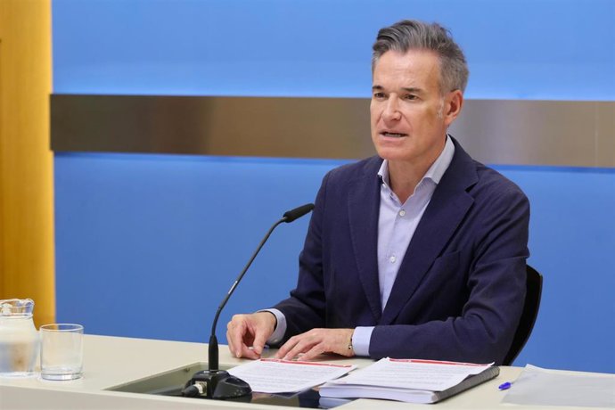 El consejero municipal de Urbanismo de Zaragoza, Víctor Serrano.