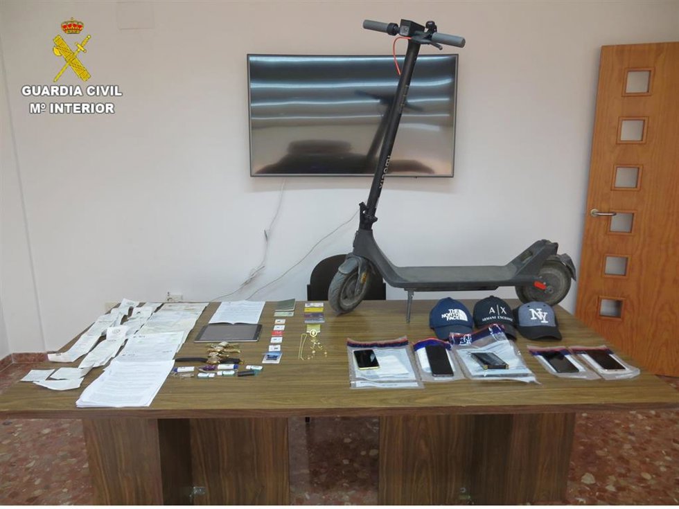 La Guardia Civil de Cuenca ha desarticulado una red de estafas que    Operaba a nivel nacional