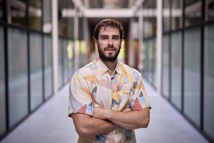 El matemático Rubén Medina Sabino, profesor de la UPNA, reconocido con uno de los Premios Vicent Caselles 2025 a la excelencia en investigación matemática.