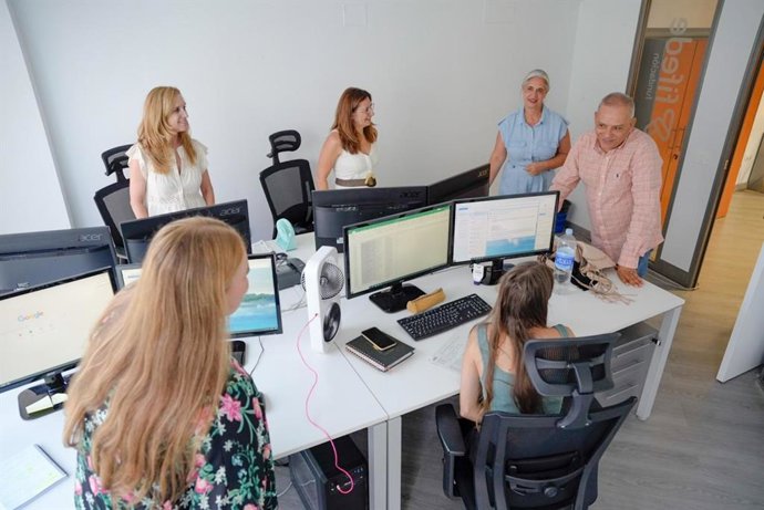 El Cabildo de Tenerife activa el 'Proyecto ISOS' para fomentar el empleo en mujeres sin experiencia profesional