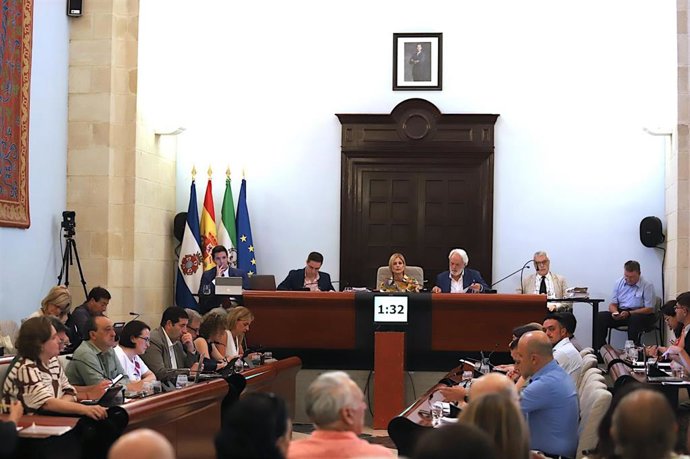 Pleno del Ayuntamiento de Jerez del mes de julio.