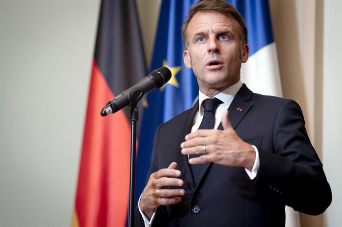 July 23, 2025, Berlin, Berlin, Deutschland: Emmanuel Macron beim Empfang des franzÃsischen Staatspräsidenten zu einem gemeinsamen Gespräch mit dem Bundeskanzler mit anschlieÃendem Pressestatement in der Borsig-Villa am Tegeler See. Berlin, 23.07.2025