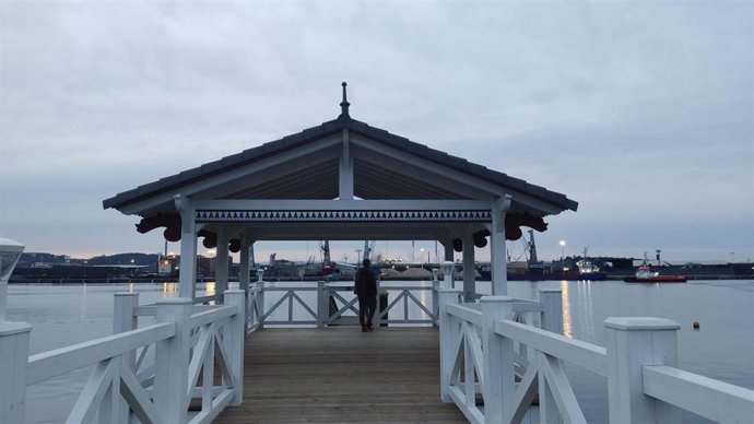 Archivo - Ría de Avilés,  embarcadero San Balandrán.