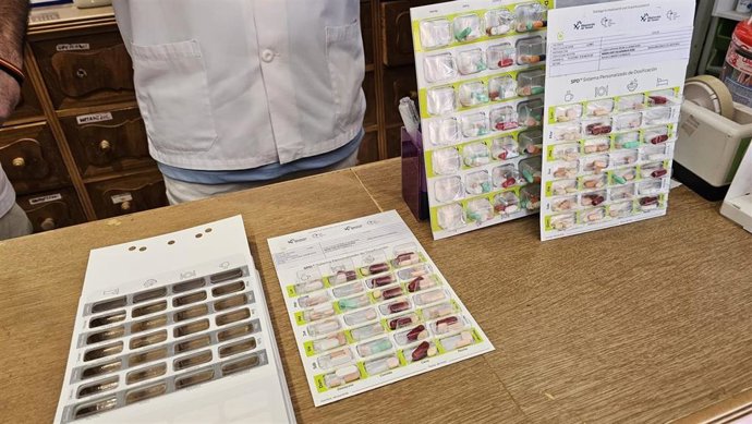 Los usuarios reciben un blíster con la medicación que tienen prescrita y pautada por su médico para un tiempo determinado.