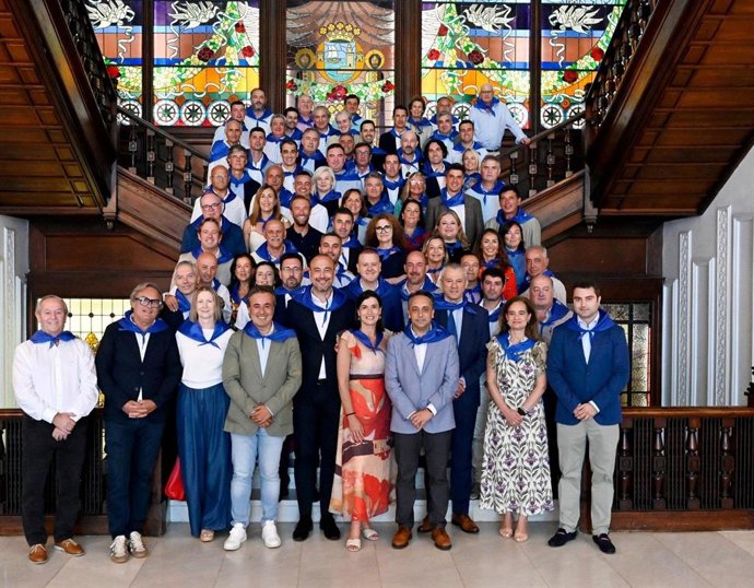 Reunión alcaldes por Santiago.