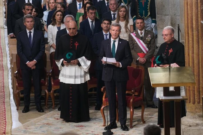 O presidente da Xunta, Alfonso Rueda, exerce de delegado rexio na Ofrenda ao Apóstolo Santiago
