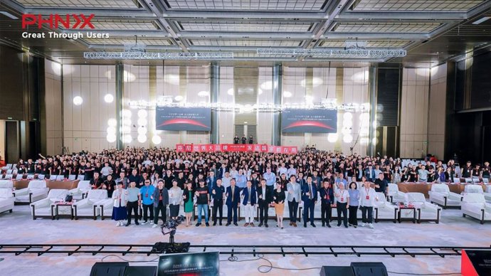 Phnix-Heat-Pump-Global-Brand-Summit-2025