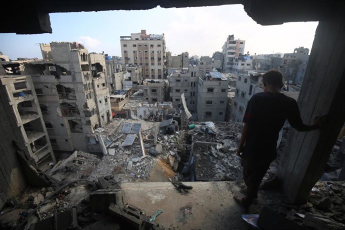 Ataques israelíes contra edificios residenciales en la ciudad de Gaza