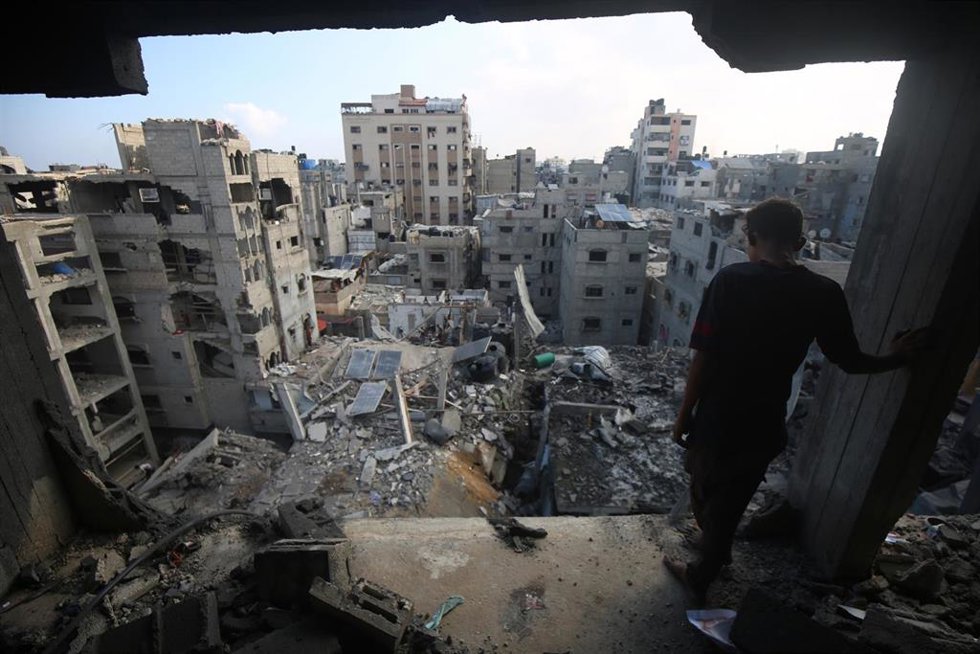 Ataques israelíes contra edificios residenciales en la ciudad de Gaza