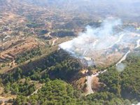 Declarado un incendio forestal en un paraje de Mijas (Málaga), que evoluciona favorablemente