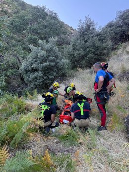 La mujer de 37 años ha sufrido una fractura de tobillo en la Garganta de Los Papúos (Jerte, Cáceres)