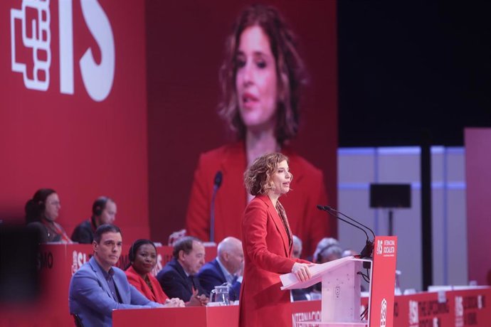 Archivo - La eurodiputada y secretaria de Política Internacional y Cooperación al Desarrollo del PSOE, Hana Jalloul.