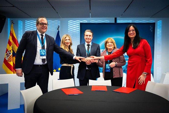 Gobierno de Aragón e Inetum España promoverán la educación STEAM entre el alumnado de FP.