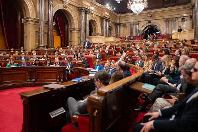 Archivo - L'hemicicle del Parlament de Catalunya