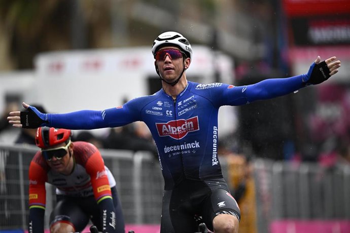 Archivo - Kaden Groves (Alpecin-Deceuninck) celebra una victoria.