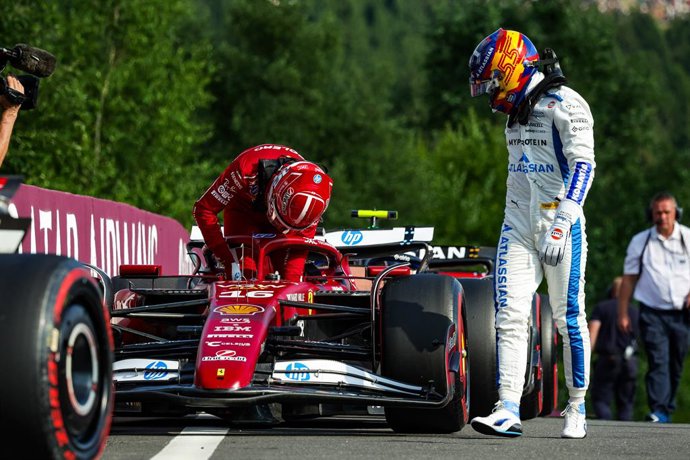 LECLERC Charles (mco), Scuderia Ferrari SF-25, SAINZ Carlos (spa), Williams Racing FW47, portrait during the 2025 Formula 1 Belgian Grand Prix, 13th round of the 2025 FIA Formula One World Championship from July 25 to 27, 2025 on the Circuit de Spa-Franco