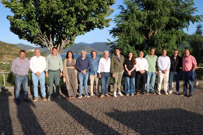 El consejero de Medio Ambiente, Vivienda y Ordenación del Territorio, Juan Carlos Suárez-Quiñones, asiste al concierto Música en la Montaña