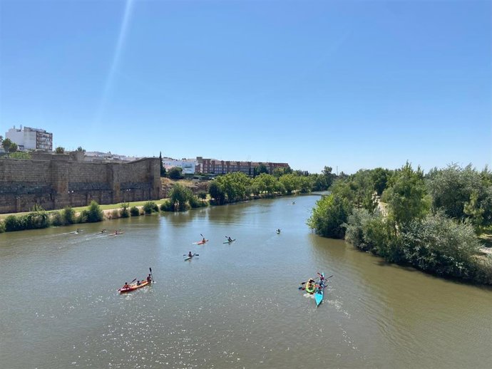 Vista del río Guadiana, a su paso por Mérida. Imagen de archivo