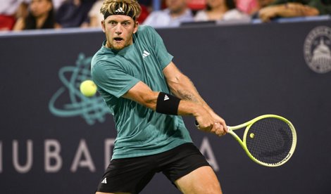 Tenis
