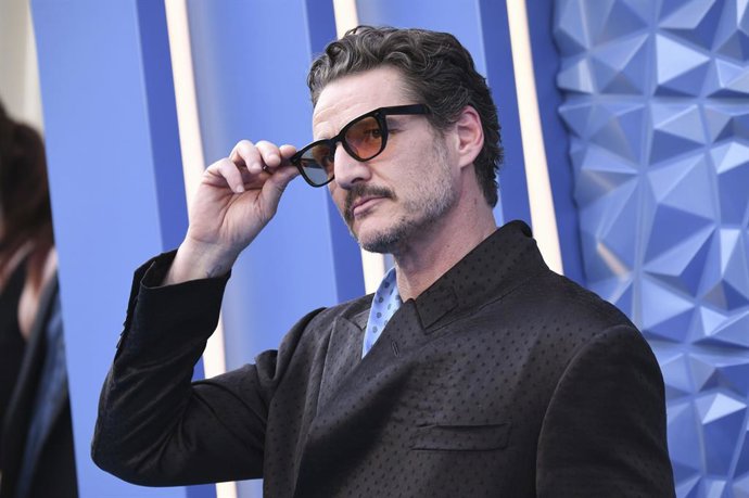 DC tiene la culpa de que Mr. Fantástico (Pedro Pascal) ahora tenga bigote