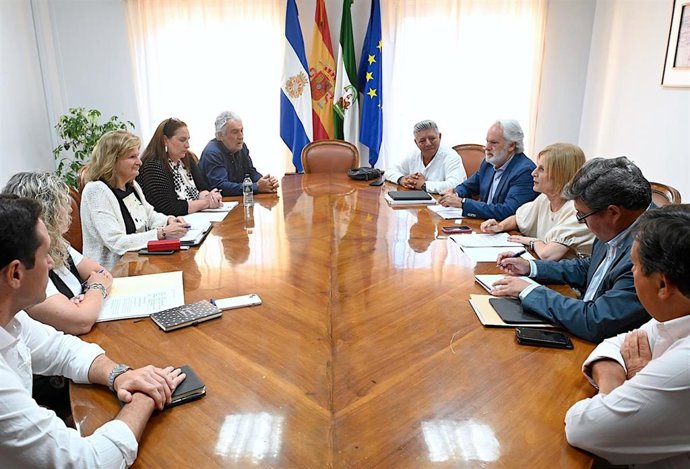 Reunión entre el Ayuntamiento de Jerez de la Frontera (Cádiz) y la UNED.