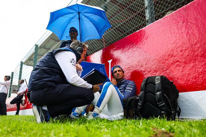 SAINZ Carlos (spa), Williams Racing FW47, portrait during the 2025 Formula 1 Belgian Grand Prix, 13th round of the 2025 FIA Formula One World Championship from July 25 to 27, 2025 on the Circuit de Spa-Francorchamps, in Stavelot, Belgium - Photo Florent G