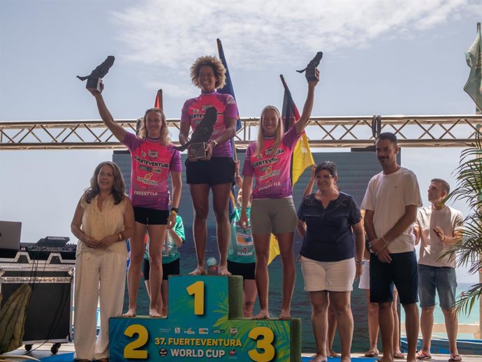 Podio femenino de la modalidad de Freestyle de los Mundiales de Windsurf y Wingfoil de Lanzarote