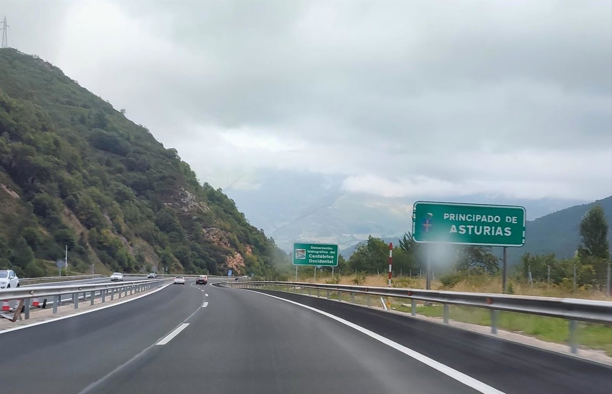 Trece heridos leves en los 39 accidentes de tráfico registrados en Asturias este fin de semana