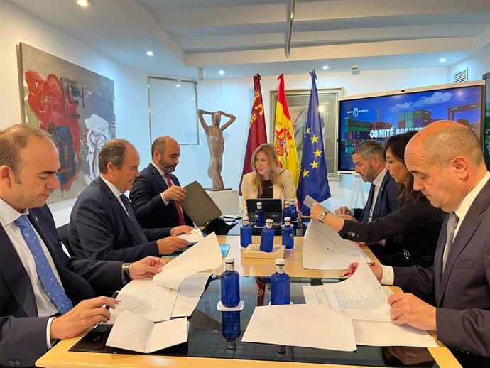 Foto de archivo de la última reunión del Comité Aranceles