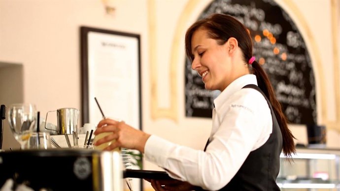 Archivo - Arxiu - Treballador a València