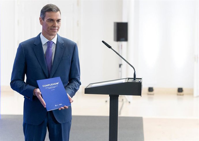 El presidente del Gobierno, Pedro Sánchez, comparece ante los medios de comunicación para hacer balance del curso político, a 28 de julio de 2025, en Madrid (España).