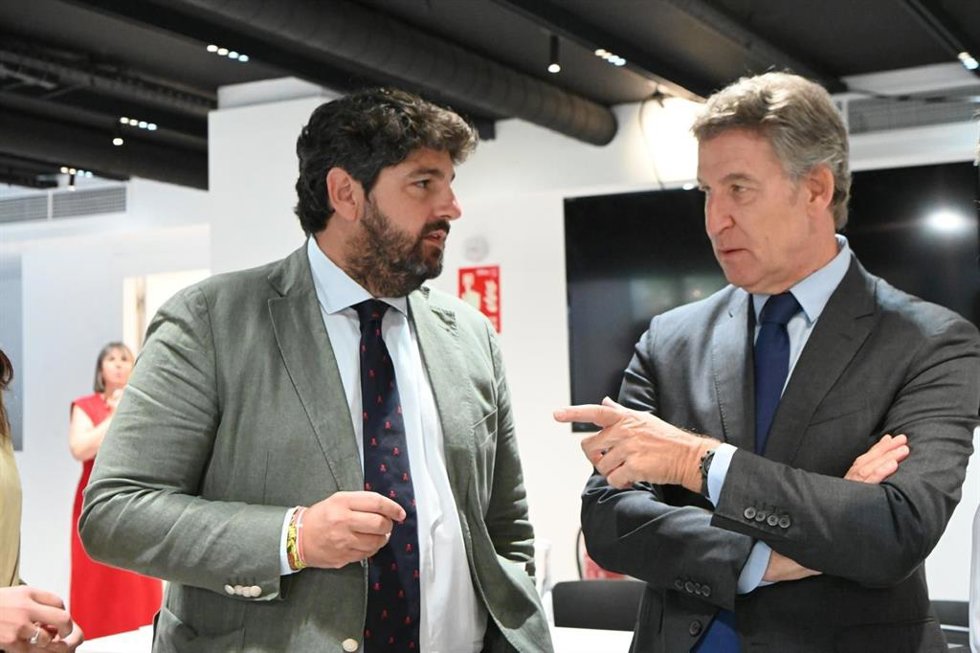 Fernando López Miras y Alberto Núñez Feijóo, en el Comité Ejecutivo Nacional del PP