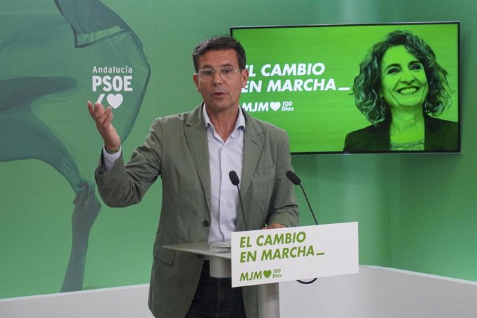 Archivo - El portavoz de la Ejecutiva del PSOE de Andalucía, Paco Cuenca (Fotografía de archivo)