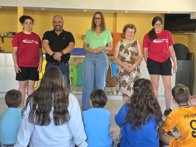 La consejera de Igualdad, Sara Simón, en Malaguilla.