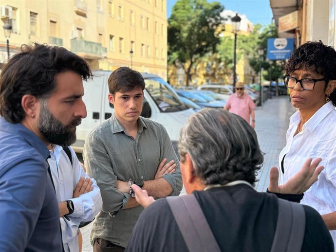 Reunión de Sanjuan con los vecinos