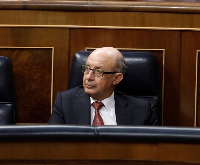 Archivo - Cristóbal Montoro, diputado del PP y ex ministro de Hacienda.