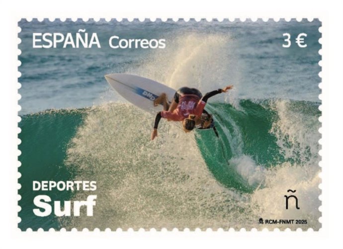 Imagen del sello dedicado al surf emitido este lunes por Correos.