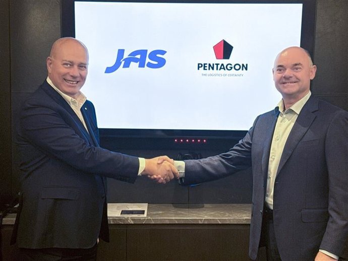 From left, Marco Rebuffi, CEO and President of JAS, and Ashley Taylor, Group CEO of Pentagon.