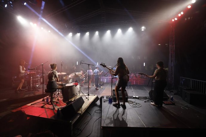 Kontzertu bat Bilboko Plaza Berrian