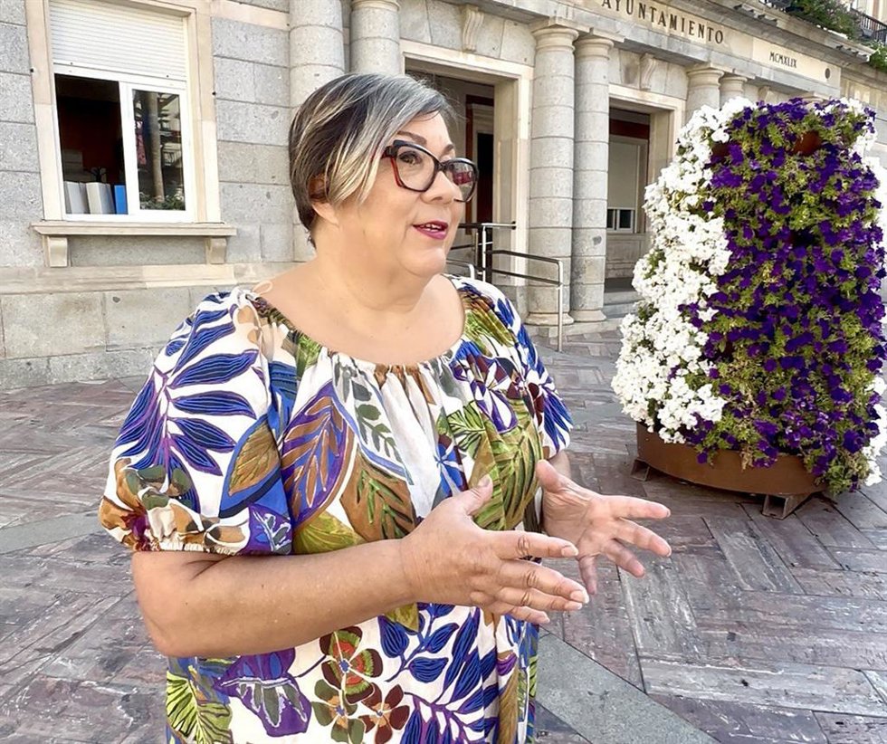 La portavoz del Grupo Con Andalucía (Izquierda Unida, Podemos, Iniciativa) en el Ayuntamiento de Huelva, Mónica Rossi.