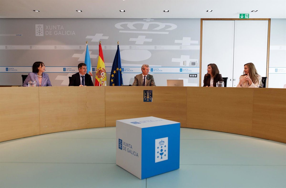 La Xunta remite al Parlamento la ley que prohíbe la venta de vapeadores y bebidas energéticas a menores