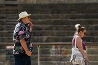 Las temperaturas máximas bajan mañana en la mitad del país, con descenso notable en la costa del Sol y zonas de interior