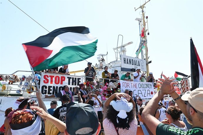 20 July 2025, Italy, Gallipoli: Freedom Flotilla Coalition ship Handala departs for Gaza. Photo: Fabio Serino/IPA via ZUMA Press/dpa