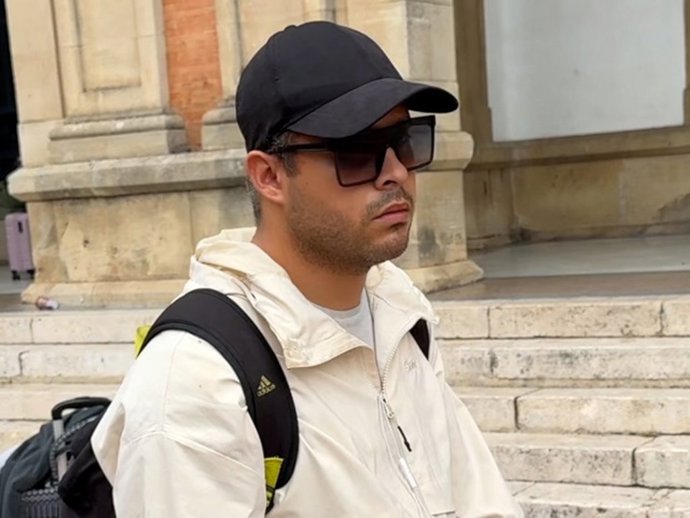 Archivo - José Fernando a su llegada a la estación, a 08 de julio de 2025, en Jerez de la Frontera