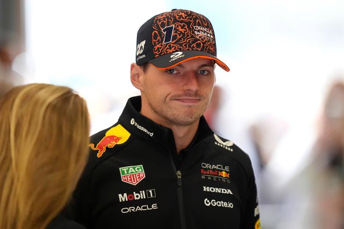 Helmut Marko asegura que Verstappen seguirá en Red Bull en 2026