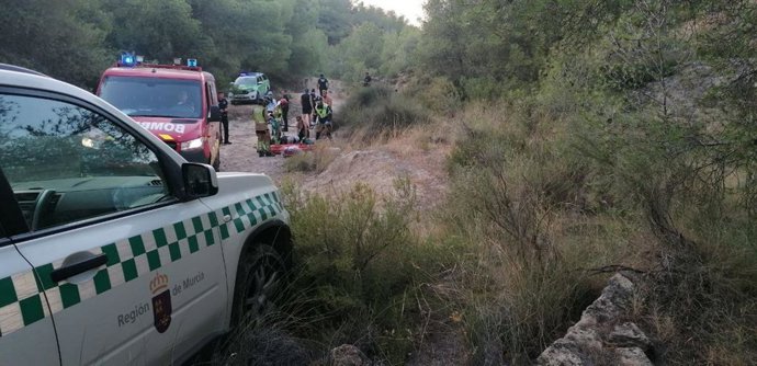 Un ciclista resulta herido en una senda de monte cercana a la Ermita del Palmeral (Murcia)