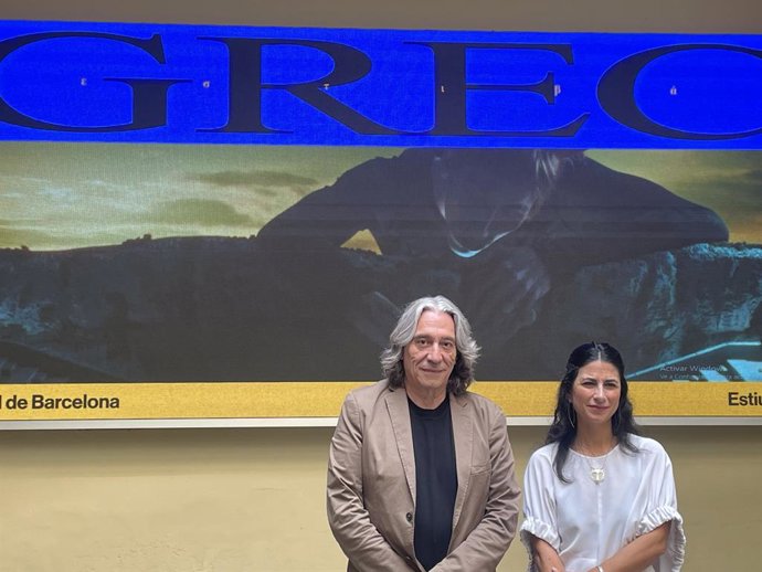 El regidor Xavier Marcé i la directora del Grec Leticia Martín